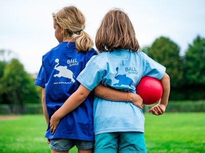 spelende kinderen